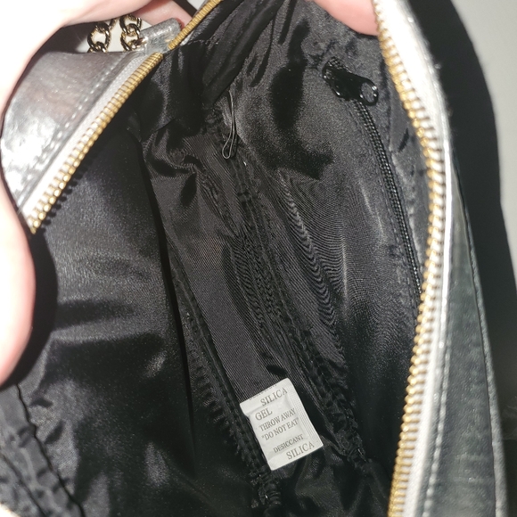 Victoria Secret Crossbody bag - Picture 3 of 8